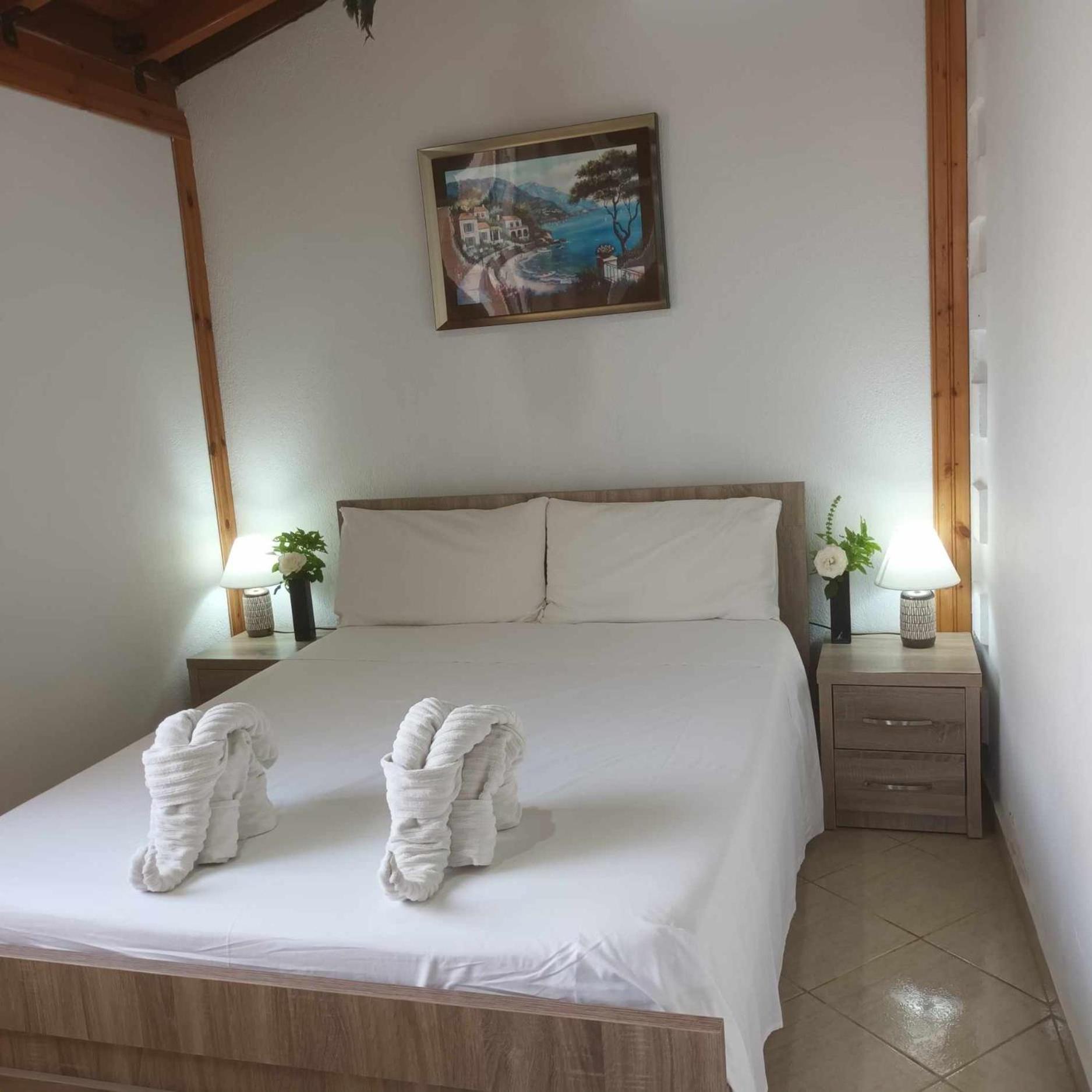 Sunset Guest House Himare Exterior photo